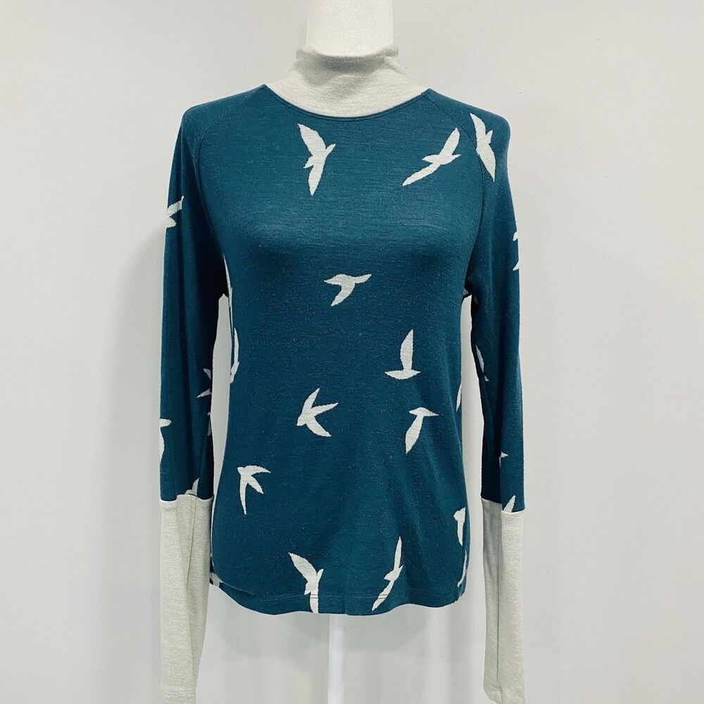 Oiselle 4 Wazzie Wool Green Jacquard Mock Neck Long Sleeve Bird Print Sweater